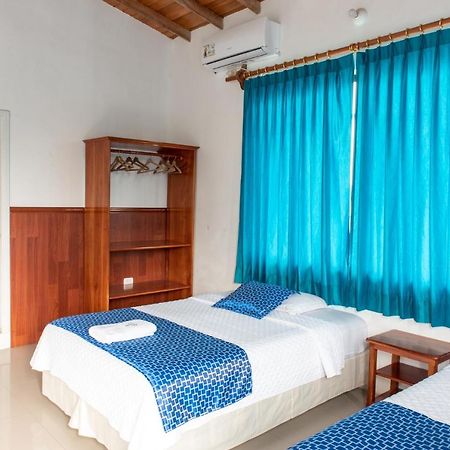 Hostal La Gran Tortuga Пуэрто-Вильямиль Экстерьер фото