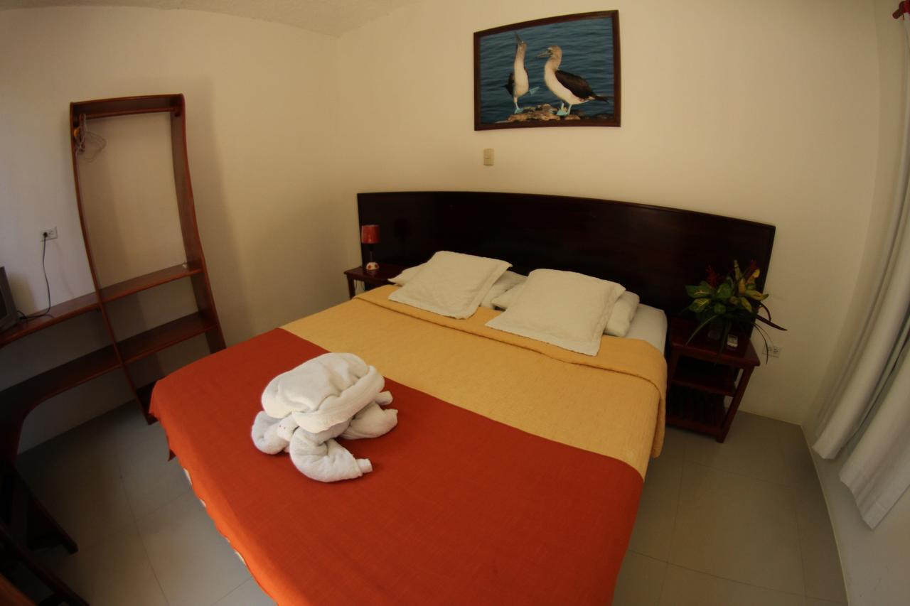 Hostal La Gran Tortuga Пуэрто-Вильямиль Экстерьер фото